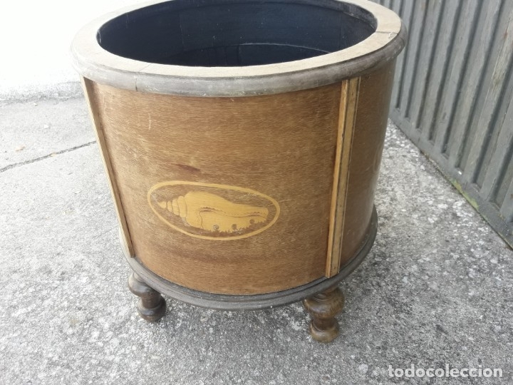 Antig&uuml;edades: Macetero en madera - Foto 2