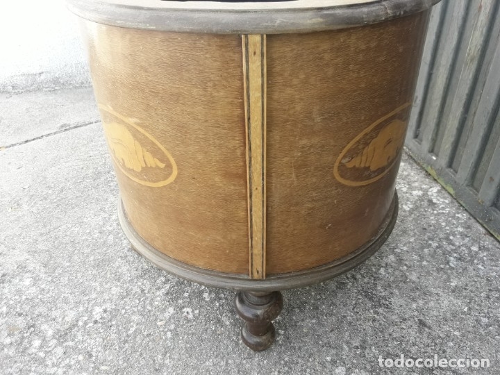 Antig&uuml;edades: Macetero en madera - Foto 4