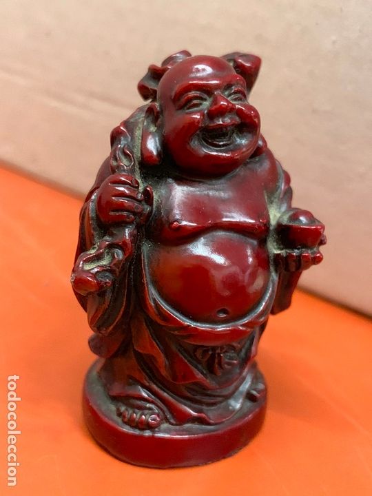 Antig&uuml;edades: Gracioso buda feliz, en resina, mide aprox unos 5cms de altura