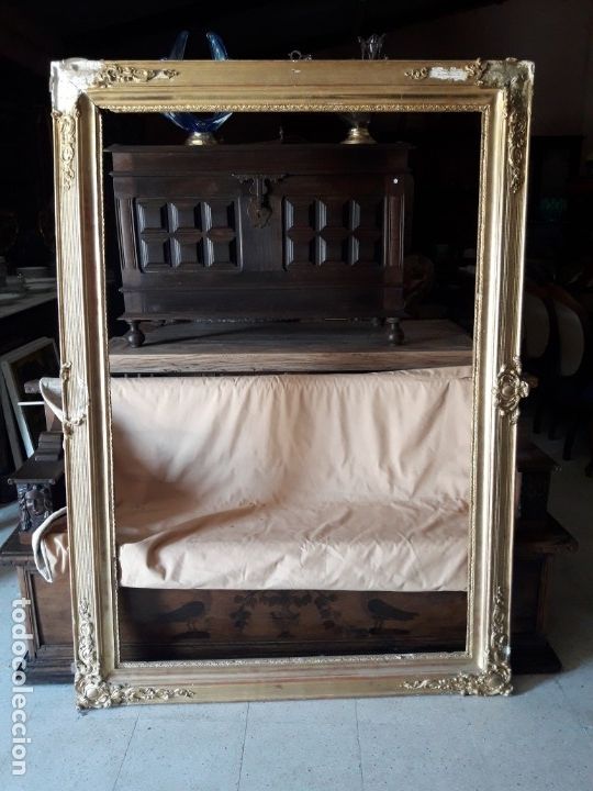 Antig&uuml;edades: Marco dorado siglo XIX - Foto 1