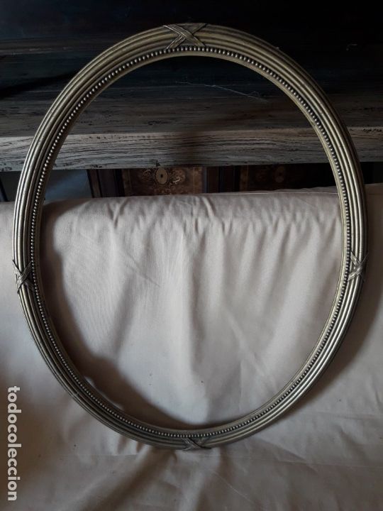 Antig&uuml;edades: Marco oval - Foto 1