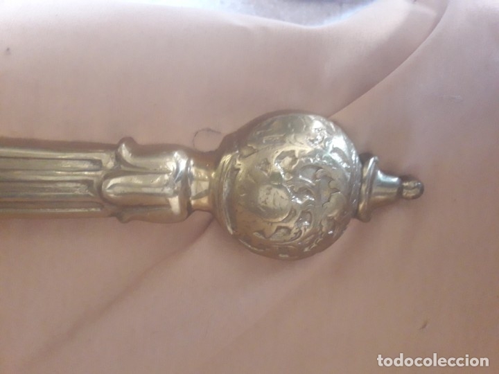 Antig&uuml;edades: Aplique lat&oacute;n - Foto 5