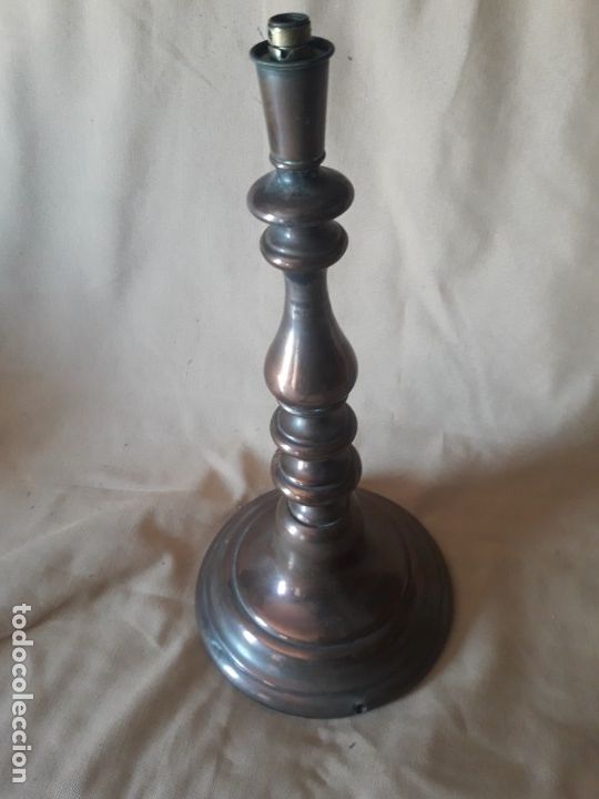 Antig&uuml;edades: Base de l&aacute;mpara - Foto 1