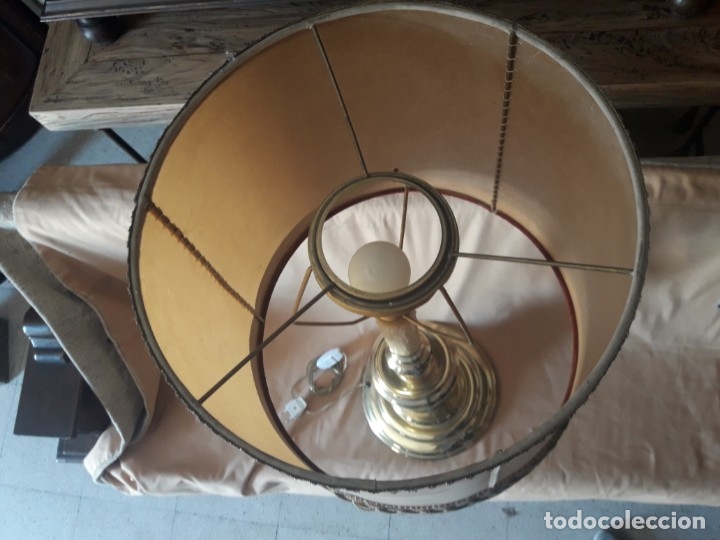Antig&uuml;edades: Lampara de mesa - Foto 3