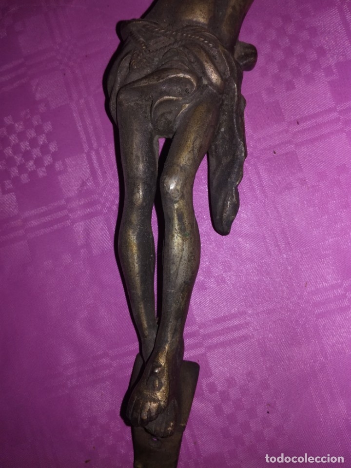Antig&uuml;edades: Crucifijo en bronce - Foto 3