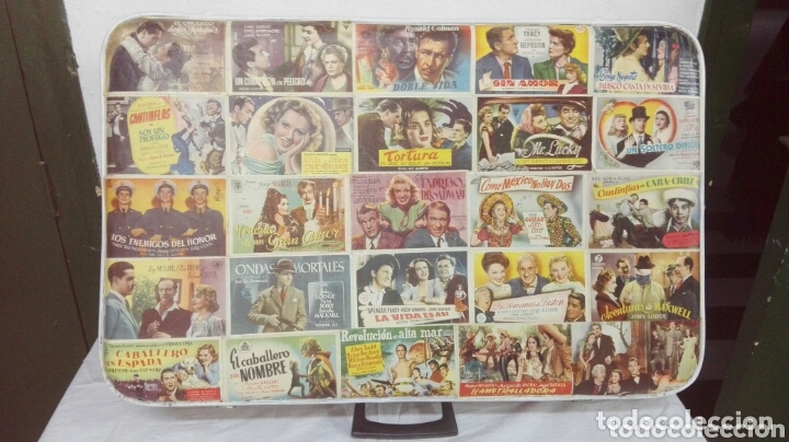 Antig&uuml;edades: Antigua maleta decorada con programas de cine originales. - Foto 1