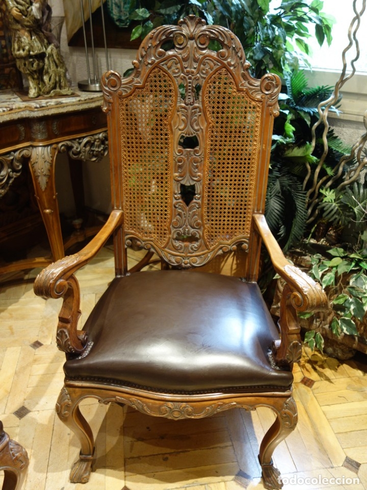 Antig&uuml;edades: SILLON MADERA TALLADA MARIANO GARCIA - Foto 1