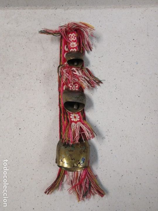 Antig&uuml;edades: Cascabeles antiguos - Foto 1