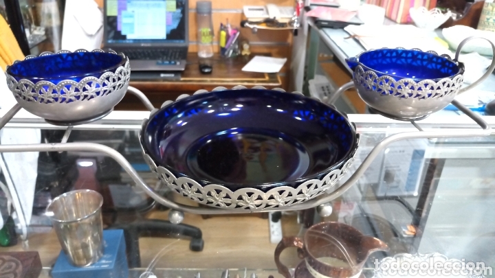 Antig&uuml;edades: Conjunto vintage metal y cristal azul cobalto