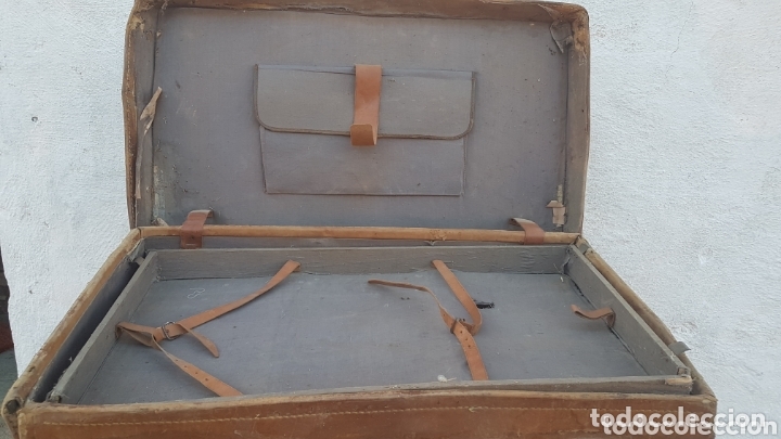 Antig&uuml;edades: Antigua maleta de cuero - Foto 4