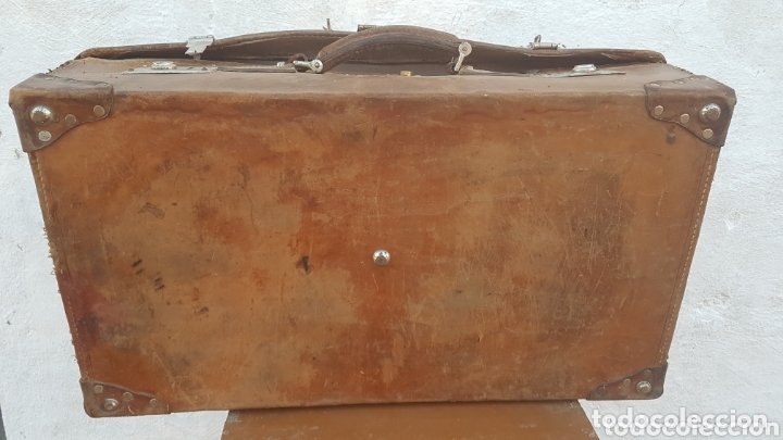Antig&uuml;edades: Antigua maleta de cuero - Foto 1