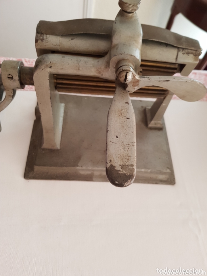 Antig&uuml;edades: Plancha para plisar - Foto 4
