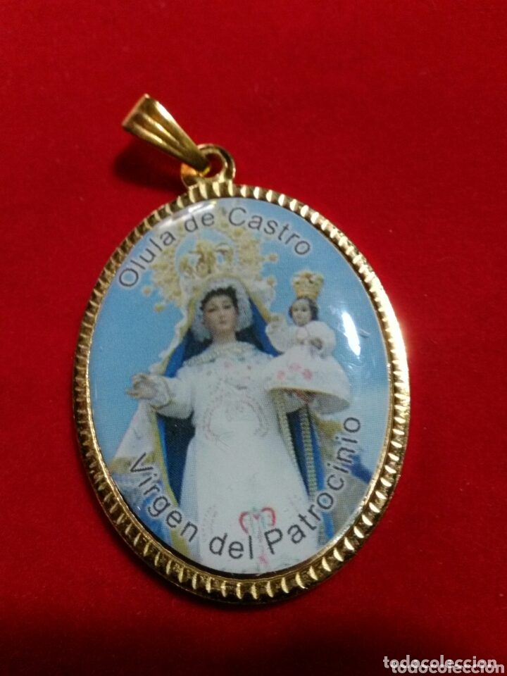 Antig&uuml;edades: Virgen del Patrocinio. Medalla - Foto 1