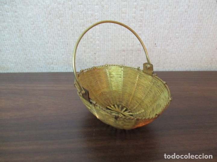 Antig&uuml;edades: cesta lat&oacute;n - Foto 2