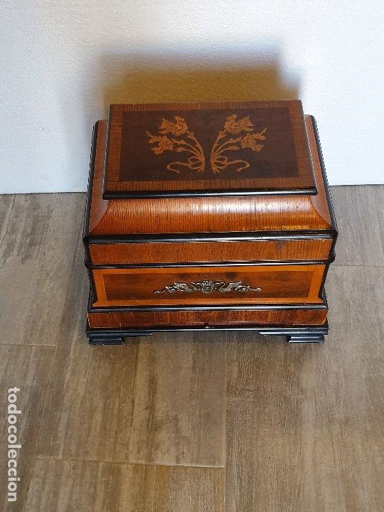 Antig&uuml;edades: LICORERA MARQUETERIA - Foto 2