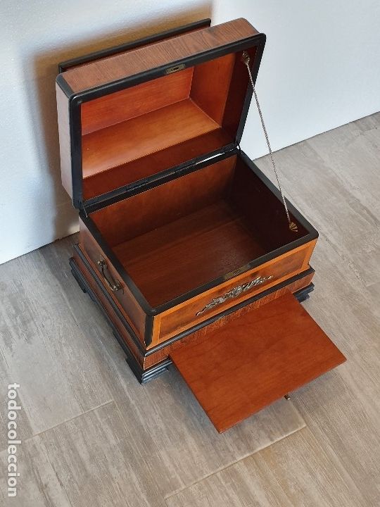 Antig&uuml;edades: LICORERA MARQUETERIA - Foto 6