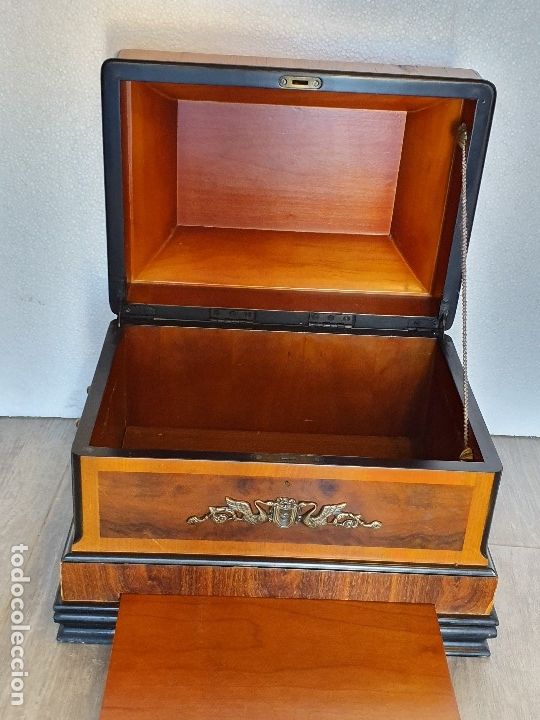 Antig&uuml;edades: LICORERA MARQUETERIA - Foto 7