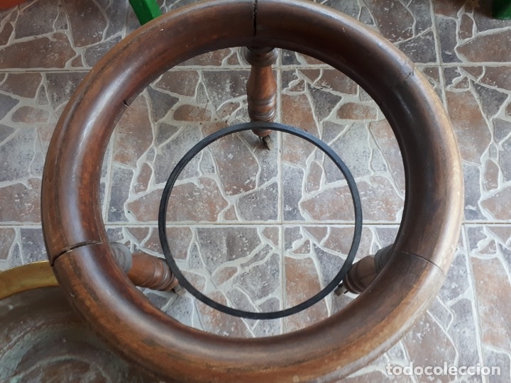 Antig&uuml;edades: antiguo brasero con soporte - Foto 3
