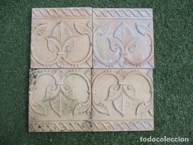 Antig&uuml;edades: azulejos flor de lis siglo XIX - Foto 1