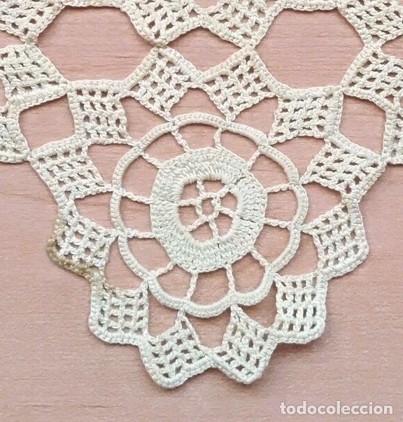 Antig&uuml;edades: Tp 23 - Tapete romboidal hilo algod&oacute;n beige 35cm x 22cm - Foto 2