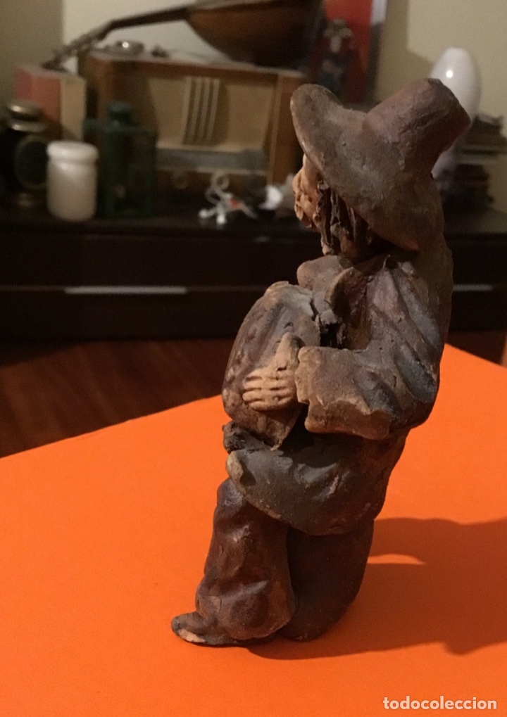 Antig&uuml;edades: Figura acordeonista - Foto 4