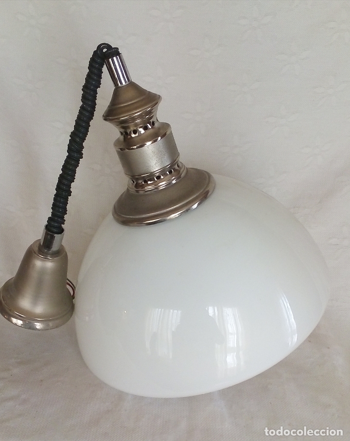 Antig&uuml;edades: L&Aacute;MPARA DE TECHO DE CORDON EXTENSIBLE Y GRAN TULIPA DE OPALINA 36 cm. - Foto 1