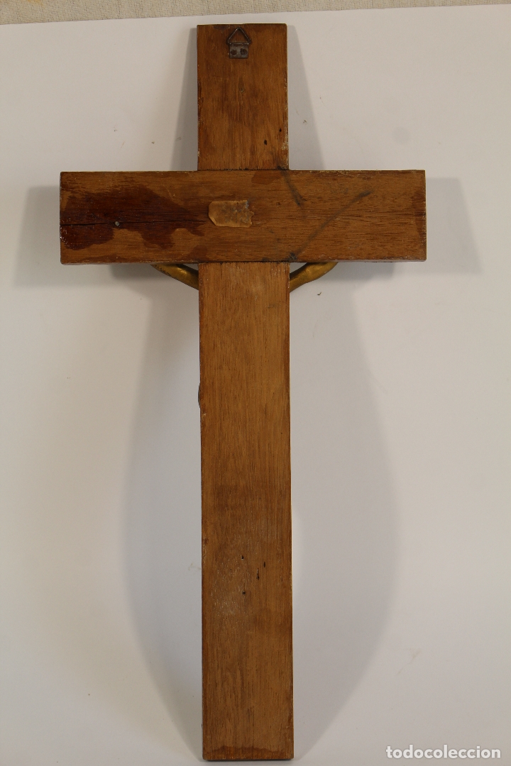 Antig&uuml;edades: cristo de bronce en cruz de de madera - Foto 5