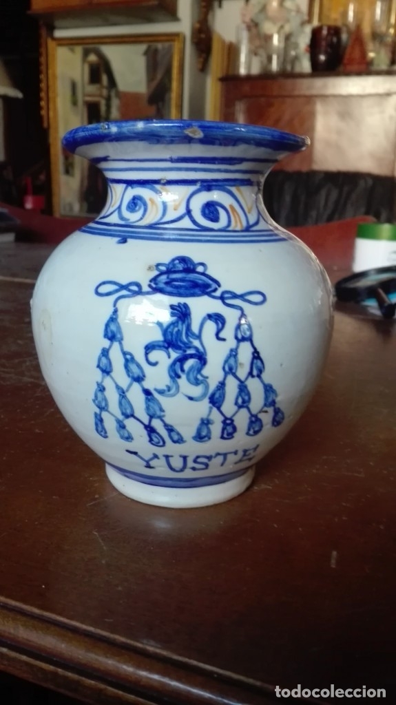 Antig&uuml;edades: Jarra de Talavera de Yuste - Foto 1