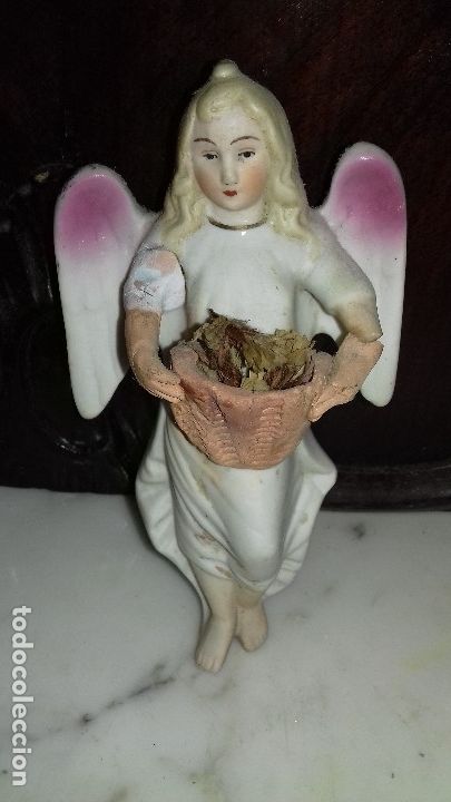 Antig&uuml;edades: ANTIGUA BENDITERA DE BISCUIT. - Foto 4