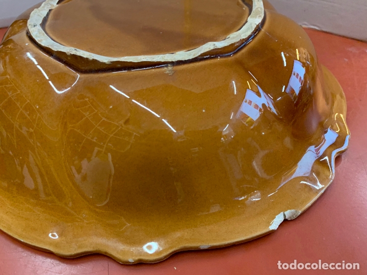 Antig&uuml;edades: Centro de mesa conb espectacular color interior. Mide 28cms de diametro - Foto 12