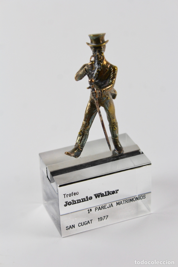 medio Énfasis tos Figura trofeo johnnie walker. 1977. - Sold through Direct Sale - 173906570
