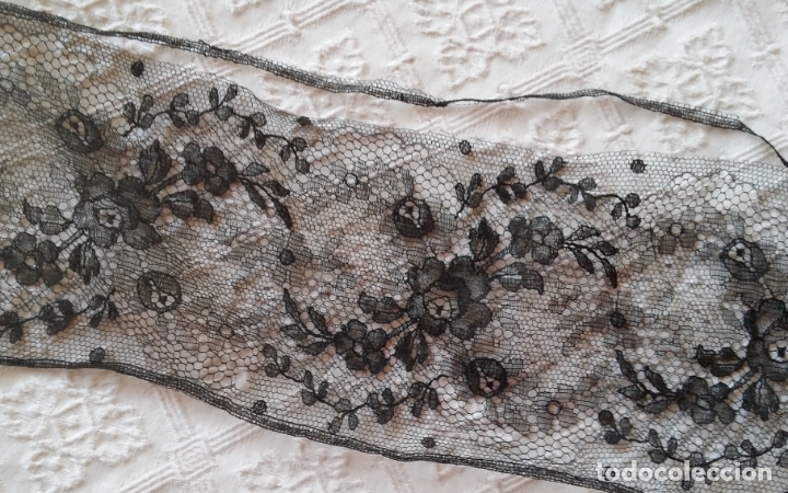 Antig&uuml;edades: Antiguo encaje negro 180 cm - Foto 6