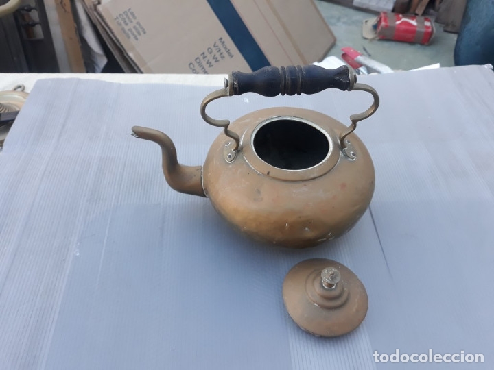 Antig&uuml;edades: cafetera de metal antigua - Foto 2