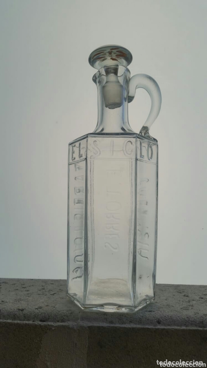 Antig&uuml;edades: Botella Licorera de cristal con asa - Foto 2