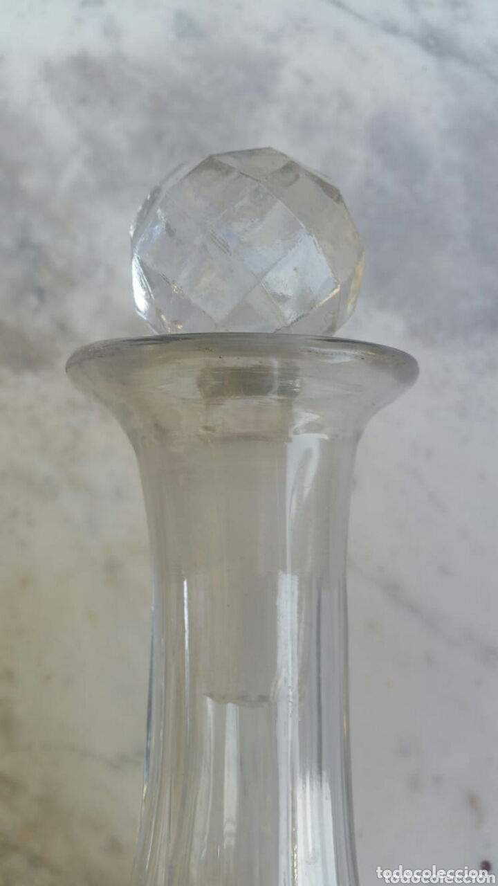 Antig&uuml;edades: Botella licorera de cristal - Foto 7
