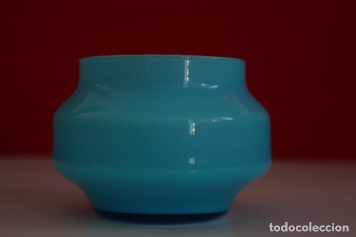Antig&uuml;edades: Joyero de opalina azul de los a&ntilde;os 70. - Foto 1
