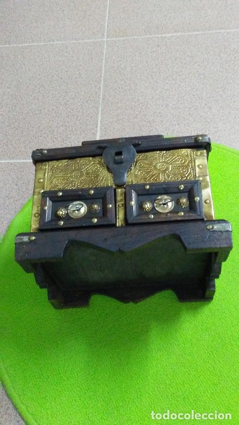 Antig&uuml;edades: ARC&Oacute;N ANTIGUO DE MADERA Y BRONCE - Foto 17