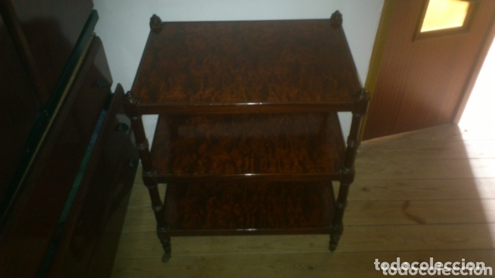 Antig&uuml;edades: Mesa auxiliar - Foto 1