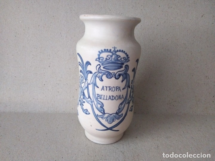 Antig&uuml;edades: 3 albarelos de Talavera 20x10ctms - Foto 5