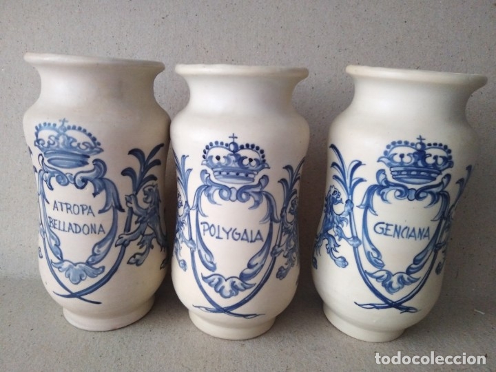 Antig&uuml;edades: 3 albarelos de Talavera 20x10ctms - Foto 6