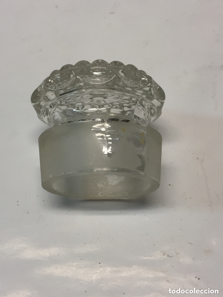 Antig&uuml;edades: Tap&oacute;n cristal - Foto 2