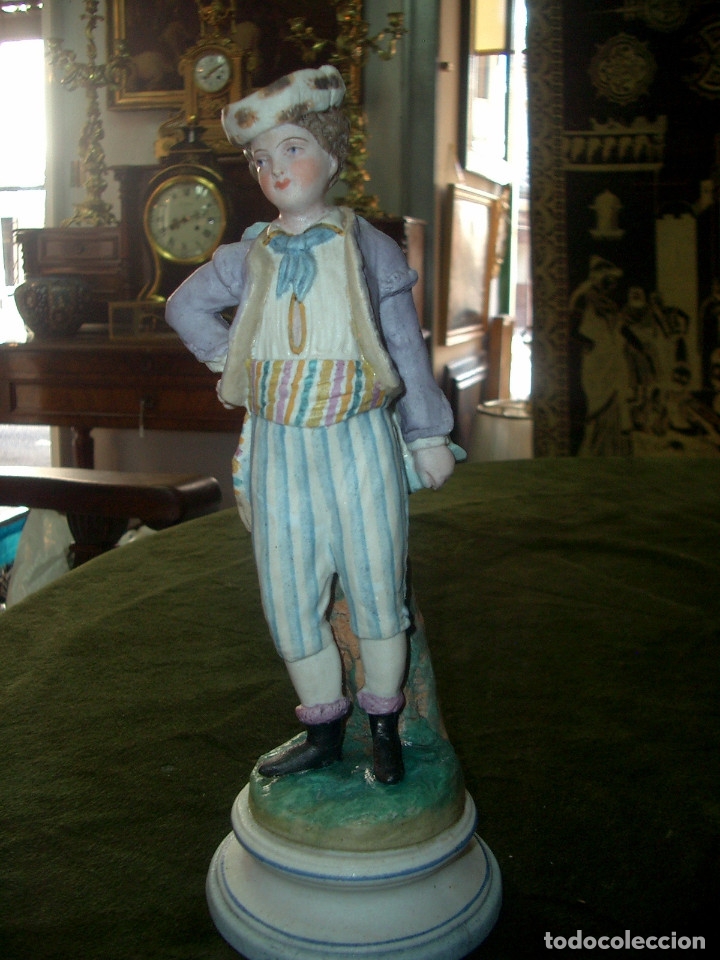 Antig&uuml;edades: Figura en porcelana - Foto 1