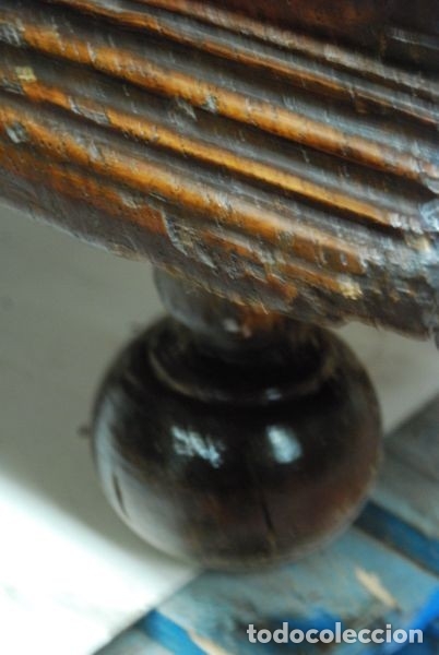 Antig&uuml;edades: Arc&oacute;n de madera con patas de bola y caj&oacute;n interior - Foto 12
