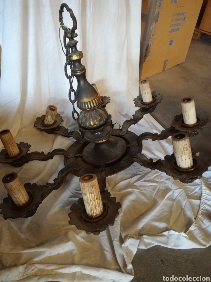 Antig&uuml;edades: L&aacute;mpara bronce macizo - Foto 1