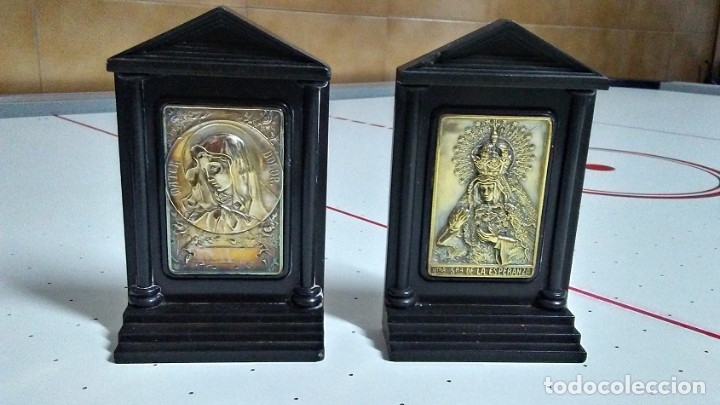 Antig&uuml;edades: 2 CAPILLITAS DE PLATA - Foto 1