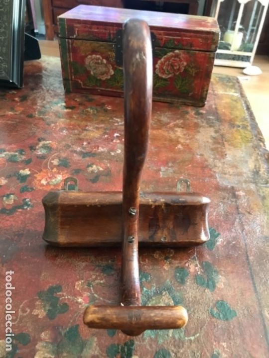 Antig&uuml;edades: Antiguo Perchero de madera. Individual - Foto 4