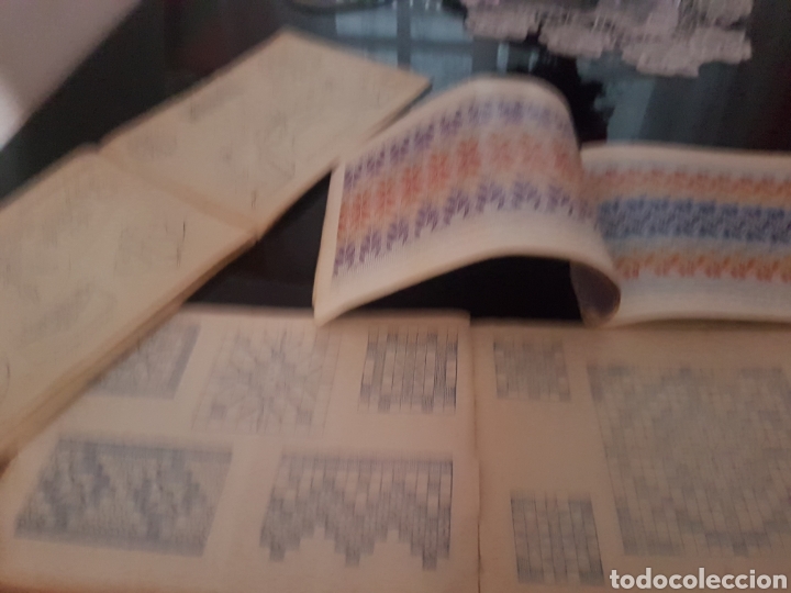 Antig&uuml;edades: Lote 3 libritos de bordados - Foto 2
