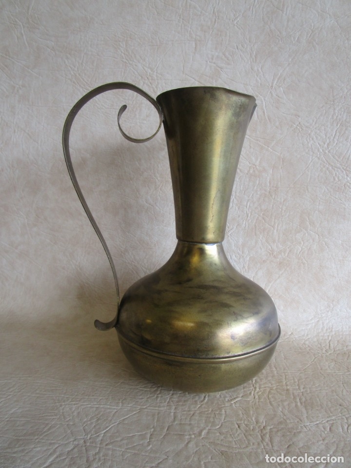 Antig&uuml;edades: antiguo jarron de laton jarra 31 cm - Foto 5