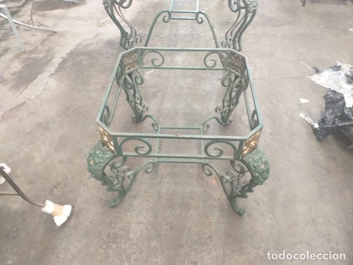 Antig&uuml;edades: MESAS DE FORJA SIN CRISTAL - Foto 1