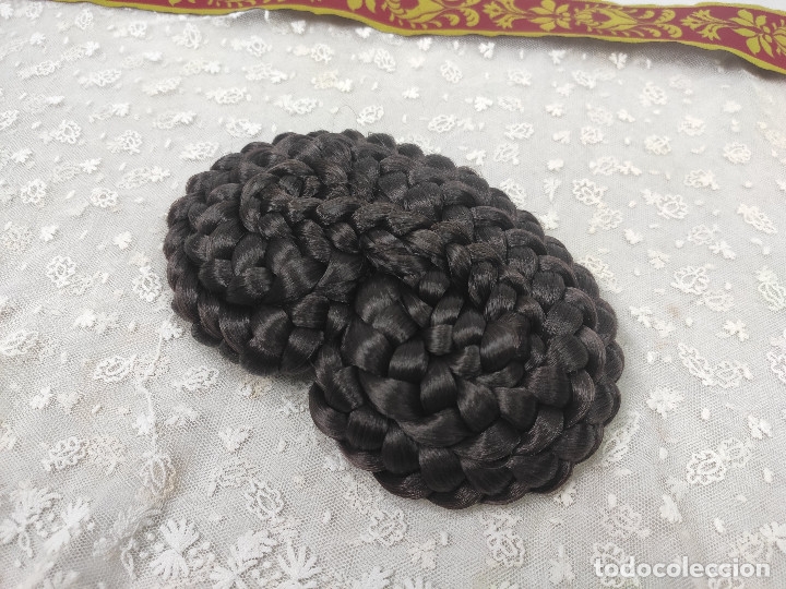 Antig&uuml;edades: Mo&ntilde;o de rosca para indumentaria tradicional - Foto 5